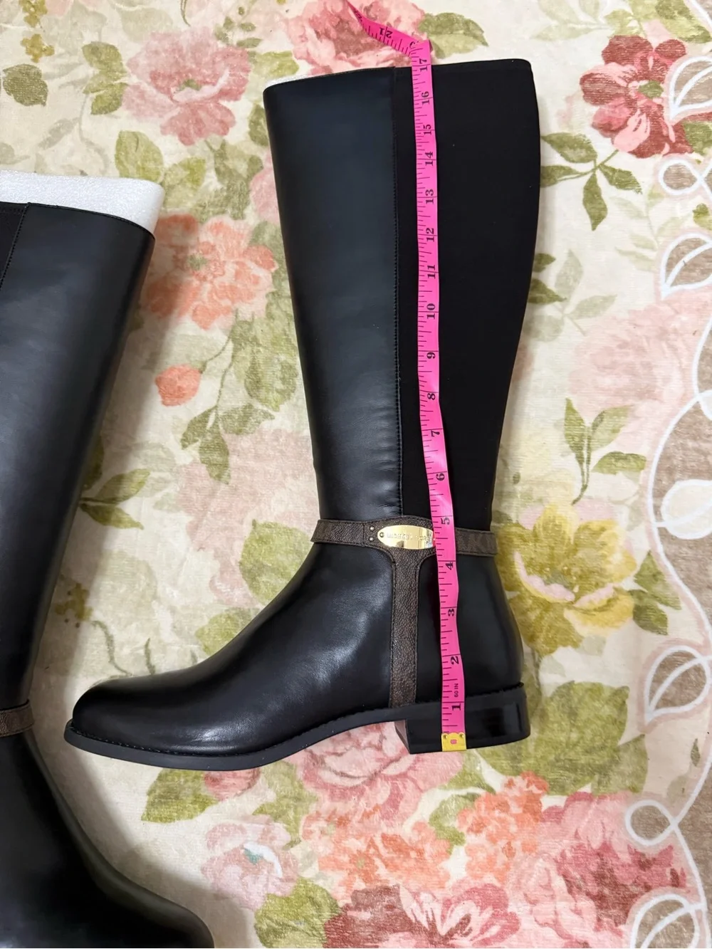 NWT Michael Kors 100% Leather Finley Boot